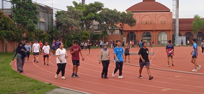 Ngabuburit Seru dengan Olahraga di Lapangan Thor Surabaya