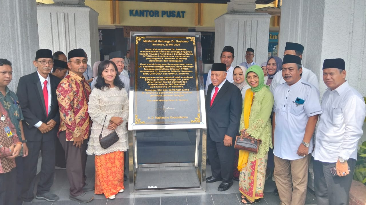 Unitomo Peringati Harkitnas Sekaligus Dies Natalis Ke-44