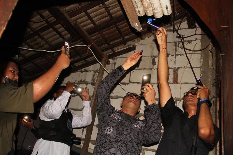 BNNP Jatim Gerebek Jalan Kunti, Amankan Seorang Pengedar dan Ratusan Pil Ekstasi Berlogo Hello Kitty