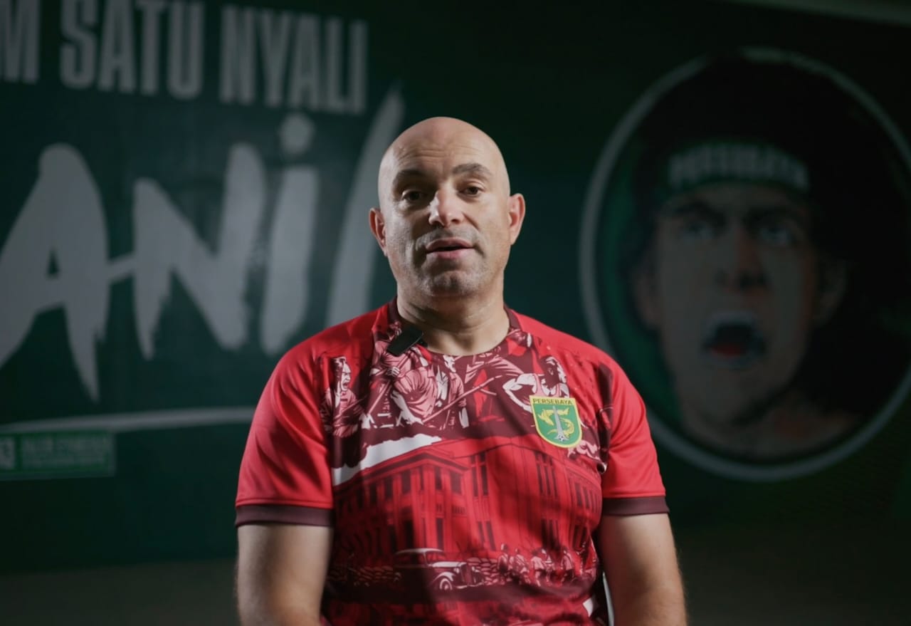 Bernardo Tavares Percaya Diri Persebaya Bakal Kalahkan Persib Bandung