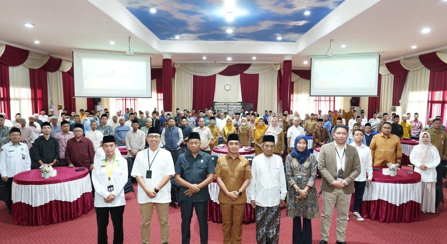 OJK Malang Beri ToT ke Takmir dan Penyuluh Masjid