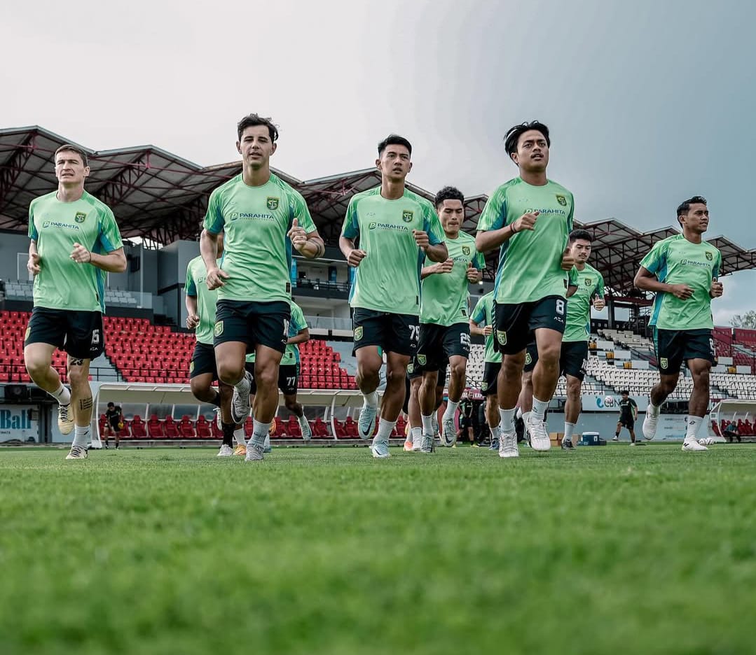 Big Match Pekan Ini: Menantang Bali United, Persebaya Punya Modal Signifikan sebagai Pemuncak Klasemen 