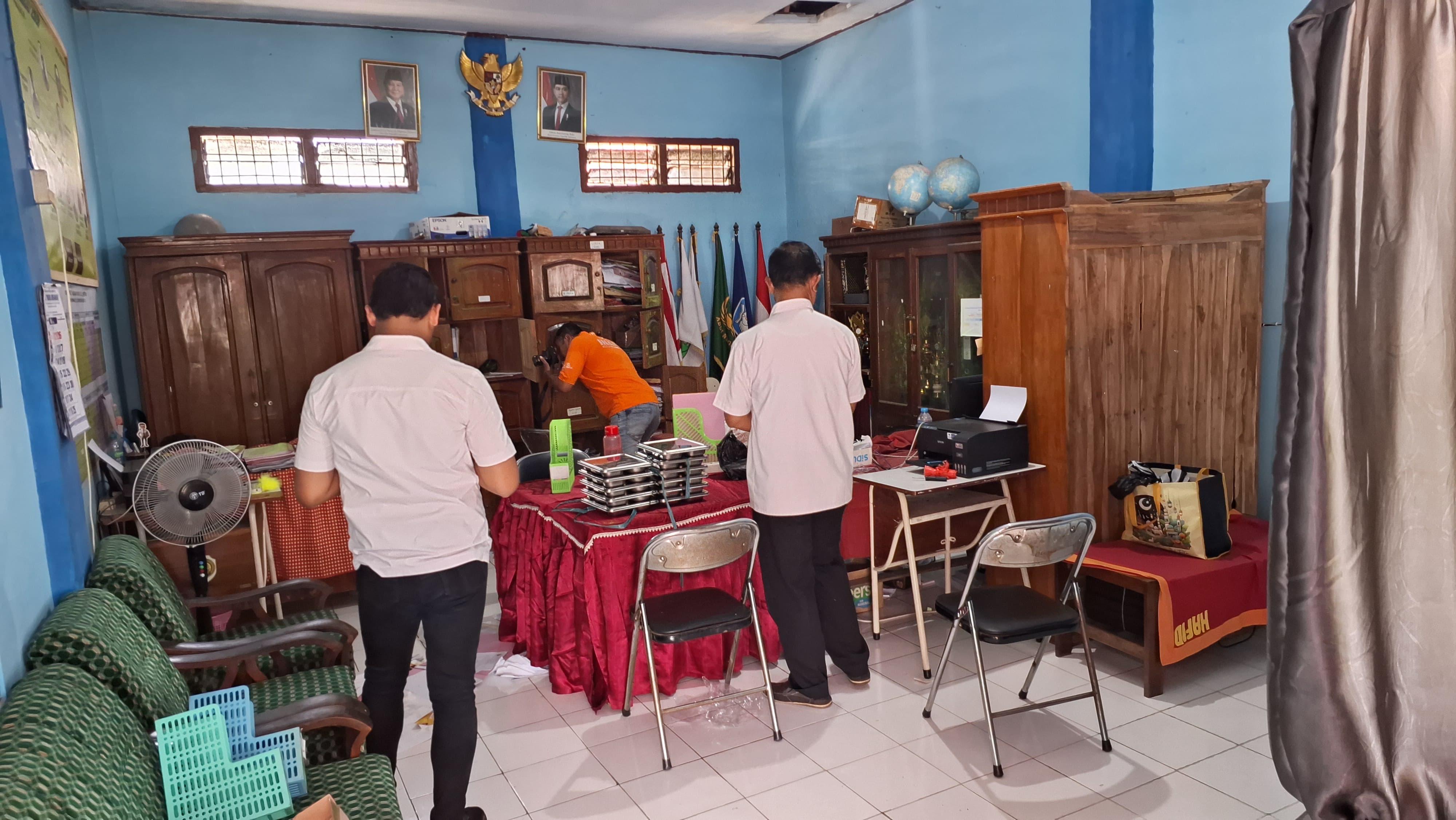 SDN Simbaringin Mojokerto Dibobol Maling Jelang Ujian, Terpaksa Cari Laptop Pinjaman