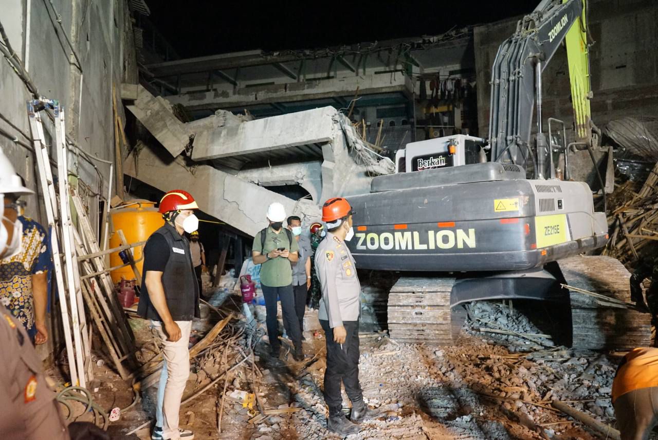 Jumlah Terus Bertambah, 28 Korban Meninggal Tragedi Ponpes Al Khoziny Ditemukan