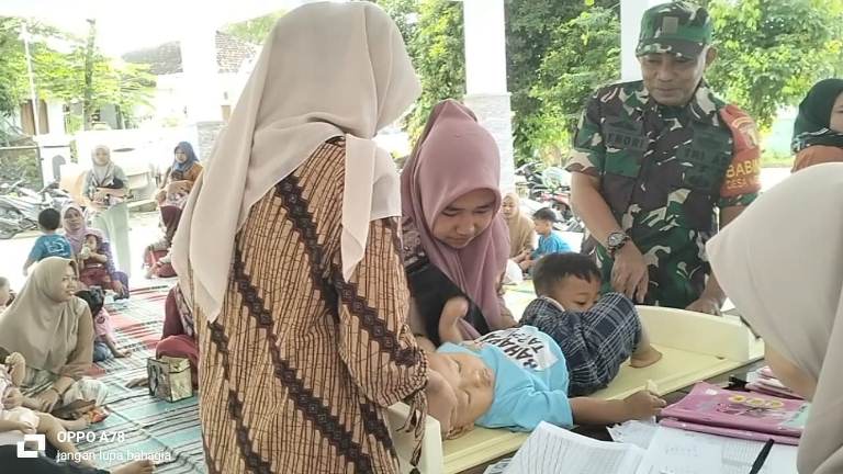 34 Balita Merakan Raih Layanan Kesehatan Berkat Sinergi Babinsa, Nakes, dan Mahasiswa KKN