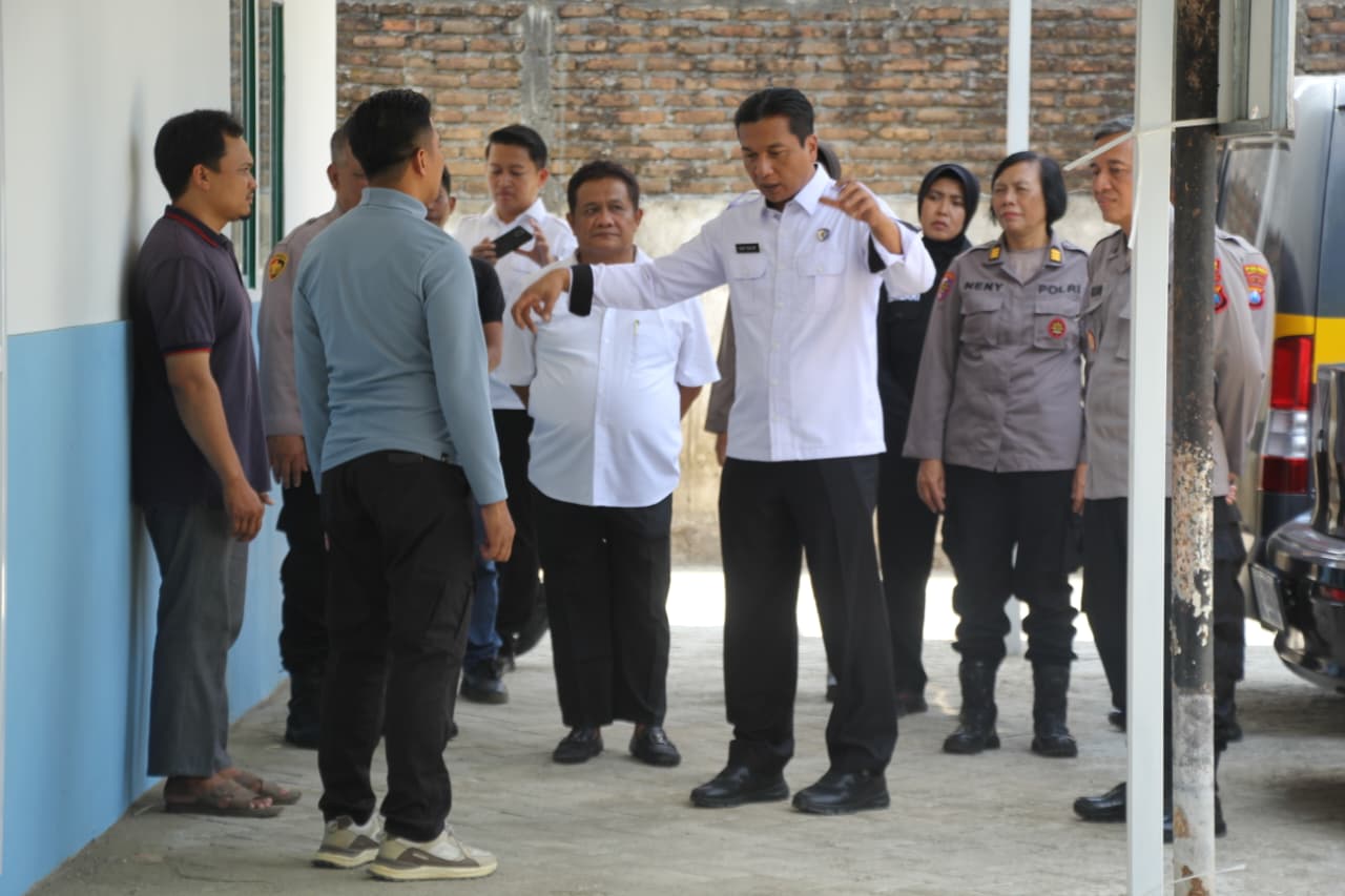 Polda Jatim Tinjau Pembangunan SPPG Semampir 1 Polres Kediri Kota