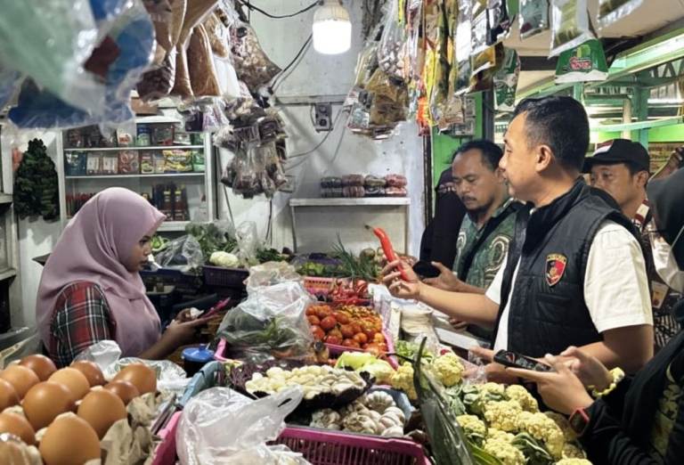 Sidak Pasar Jelang Ramadan di Situbondo, Harga Cabai Rawit Tembus Rp80 Ribu