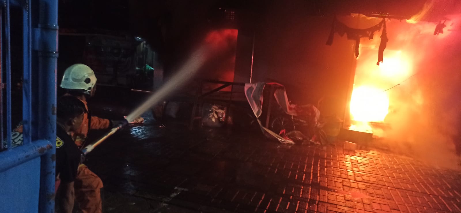 Korsleting Listrik Diduga Jadi Penyebab Kebakaran Tewaskan Bapak dan Anak di Kedung Rukem