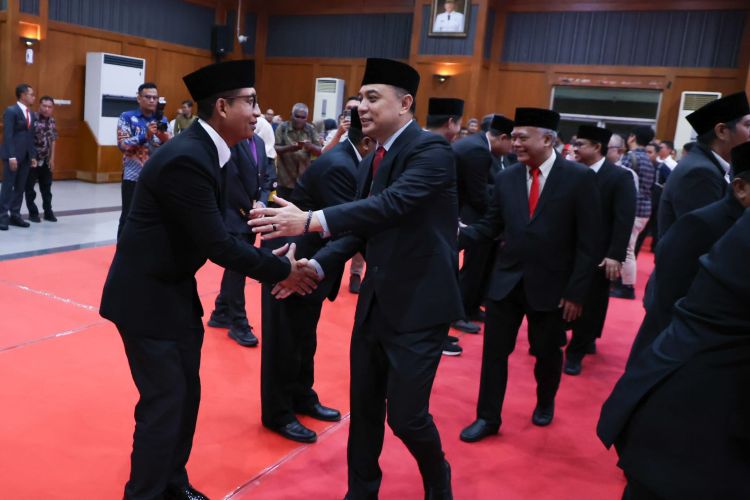 Wali Kota Eri Cahyadi Rotasi 78 Pejabat Pemkot Surabaya, Ini Daftar Lengkapnya