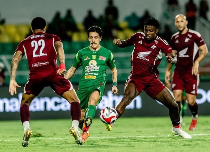 Persebaya Jamu PSM Makassar di Surabaya, Ajang Reuni Bernardo Tavares