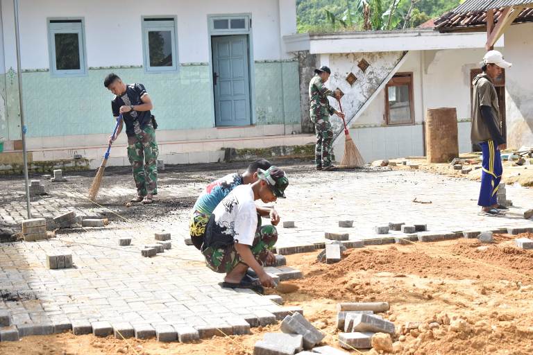 TMMD Ke-127 Kodim 0827/Sumenep Masuk Hari Ke-10 Pengerjaan Fisik dan Nonfisik Dikebut
