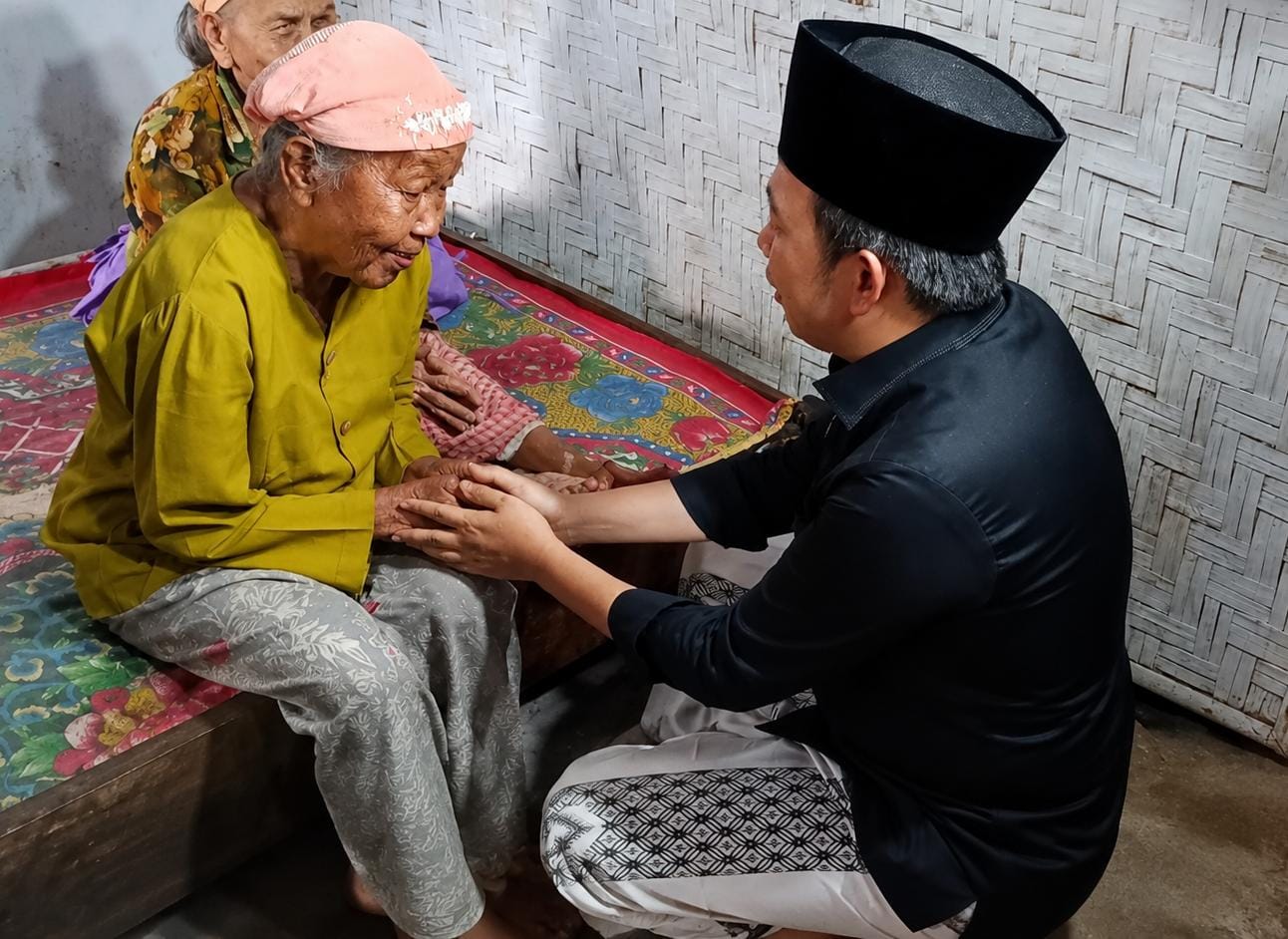 Wajib Diketahui! Bupati Jember Jelaskan Cara Kerja Dokter Pribadi yang Bisa Video Call