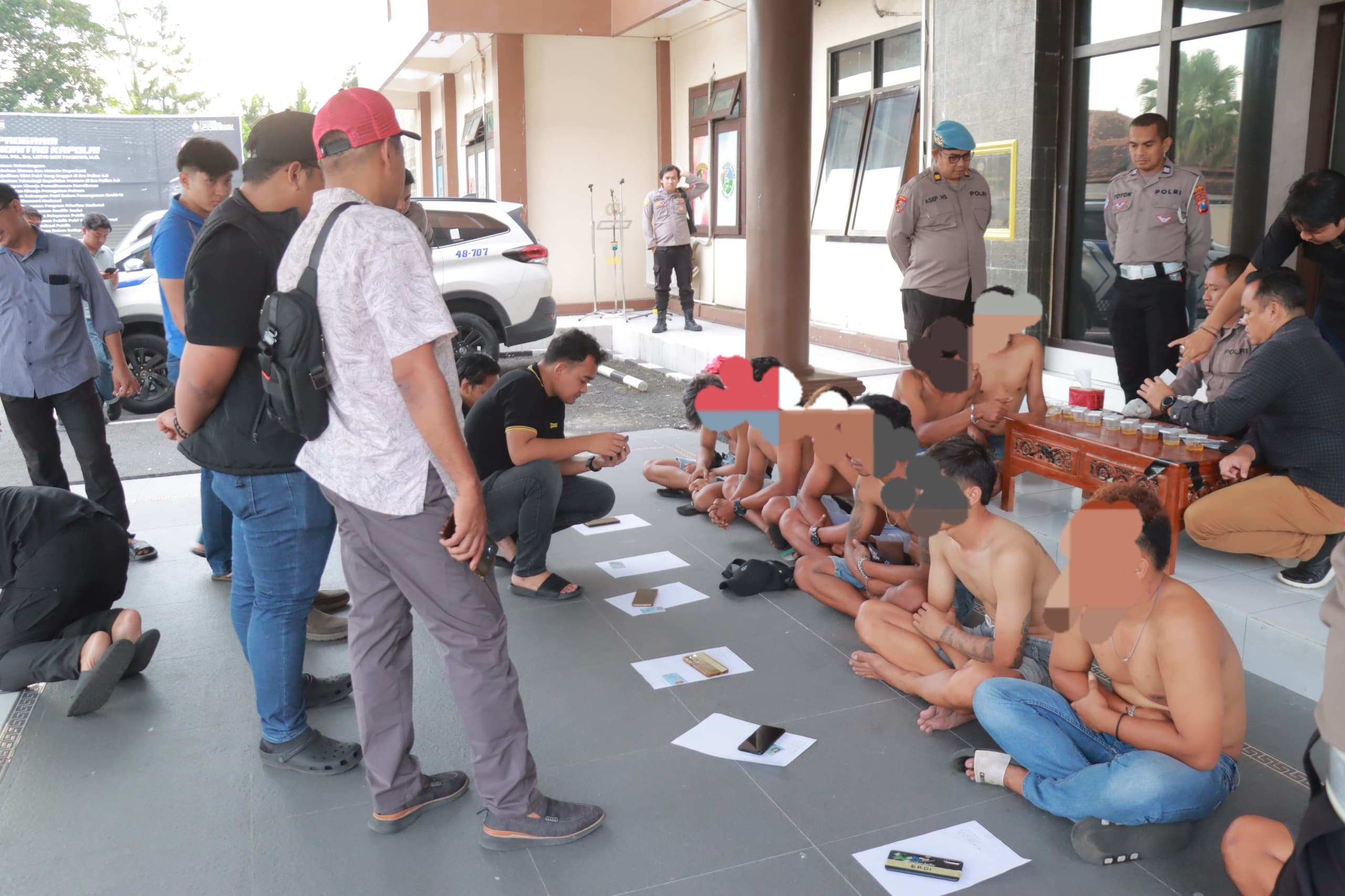 10 Provokator Aksi ODOL di Blitar Diamankan, Sajam dan Miras Disita