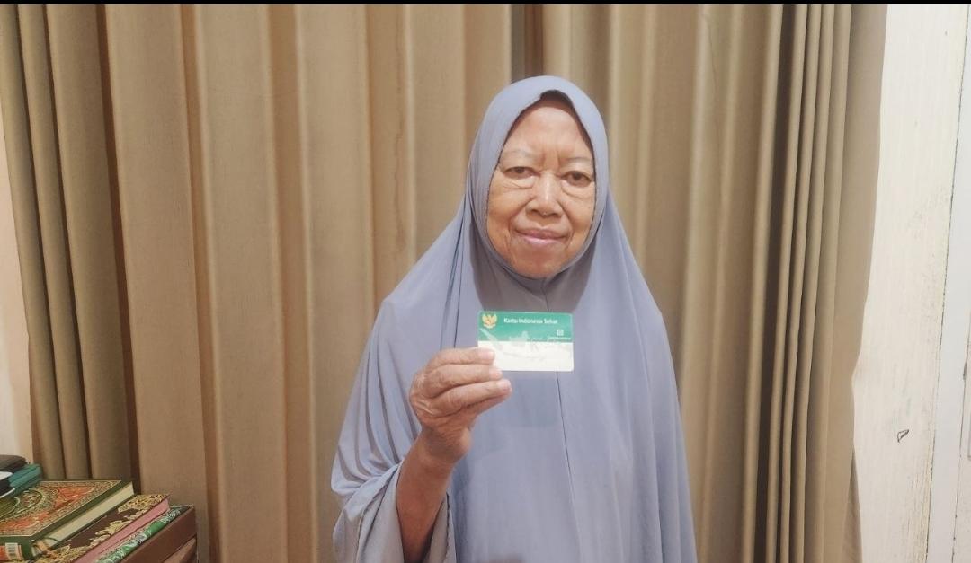 Semangat Wiwik Jalani Pemulihan Pascastroke dengan Layanan JKN