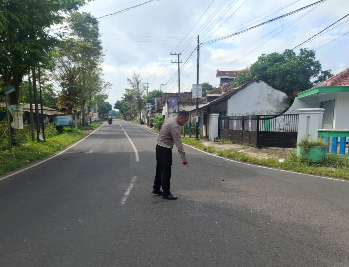 Dua Pemotor Terlibat Kecelakaan,  Dua Korban Luka Ringan