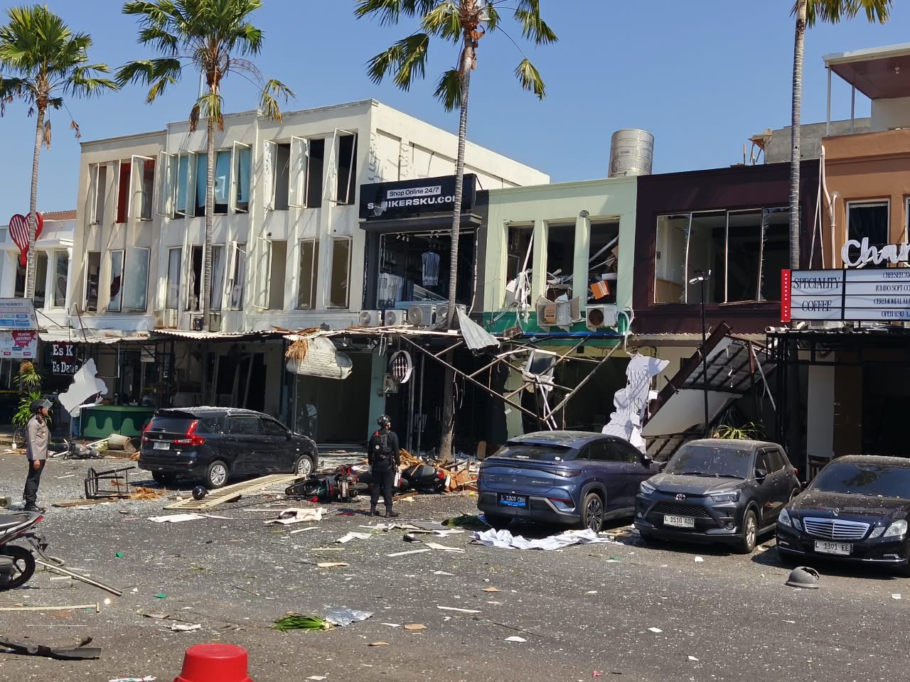 Polisi Dalami Penyebab Pasti Ledakan di Ruko San Antonio Surabaya