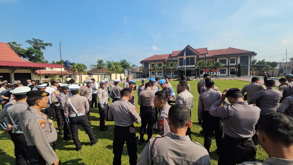 Kunjungi Polres Blitar, Bidpropam Polda Jatim Mitigasi dan Periksa Internal Anggota