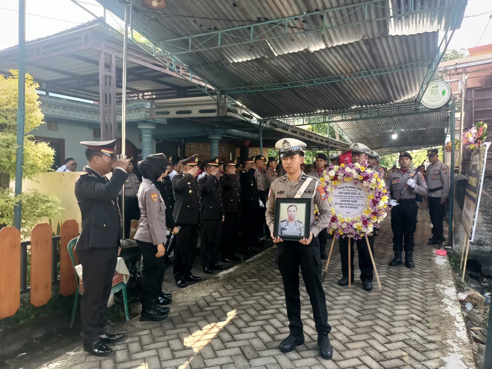 Polres Ngawi Gelar Upacara Pemakaman Kedinasan Aiptu Askuri Helmi