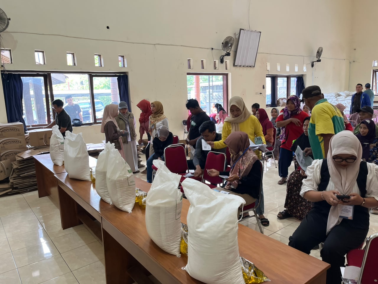 Bulog Tulungagung Percepat Bantuan Pangan dan Gelontorkan Beras SPHP
