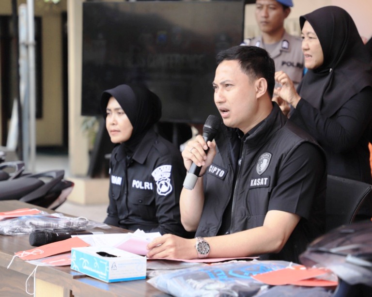 Spesialis Curanmor, Pasangan Siri Ditangkap Satreskrim Polres Kediri Kota