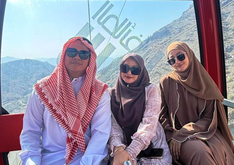 Menembus Awan Pegunungan Taif, Sensasi Kereta Gantung di Jantung Jazirah Arab