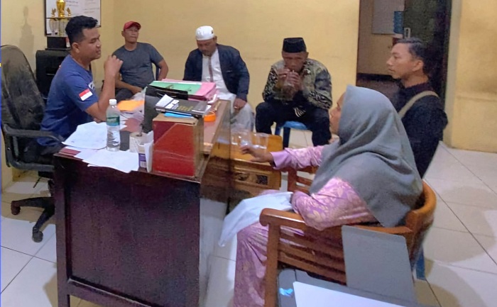 Diduga Alami Gangguan Jiwa, Pria yang Coba Bobol Kotak Amal Masjid di Pasuruan Diamankan Warga