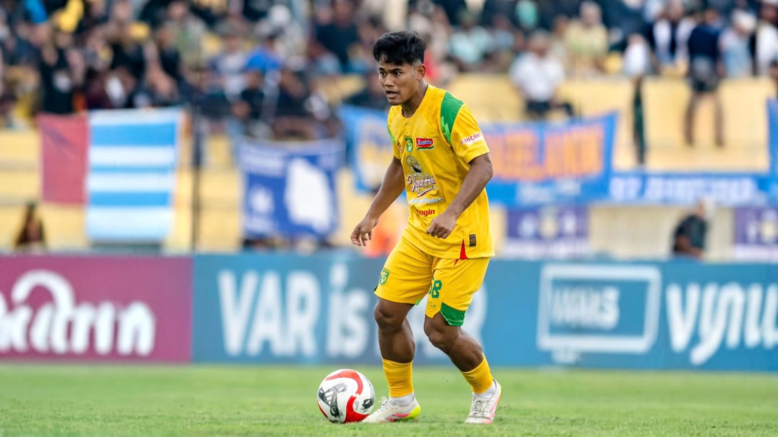 Jaga Tradisi, Persebaya Orbitkan 4 Pemain Muda Berkualitas di Super League 2025/2026