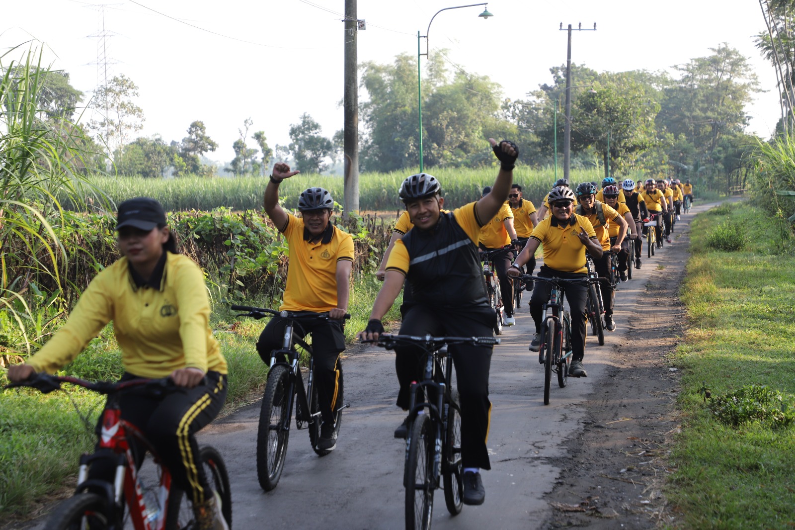 Gowes Ceria, Personel Polres Kediri Jaga Kebugaran di Tengah Tugas