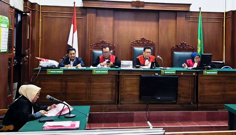 Ditangkap di Putat Jaya, Sabu Diselipkan di Bra