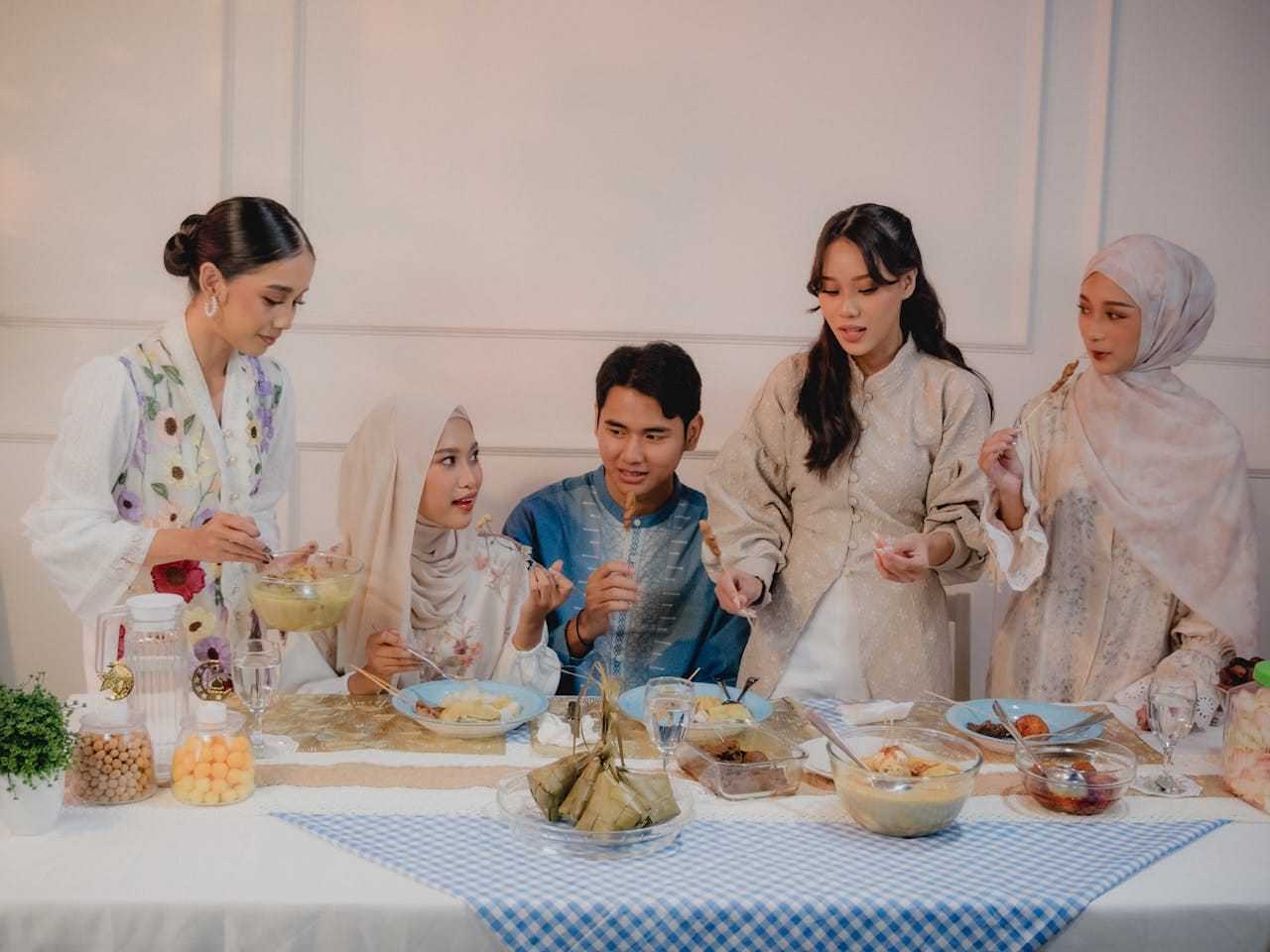 Puasa Ramadan vs Intermittent Fasting: Pola Serupa, Berbeda Tujuan