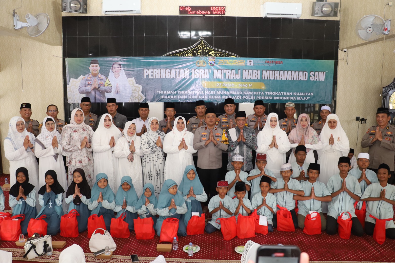 Polres Pelabuhan Tanjung Perak Gelar Peringatan Isra Miraj dan Santunan Anak Yatim