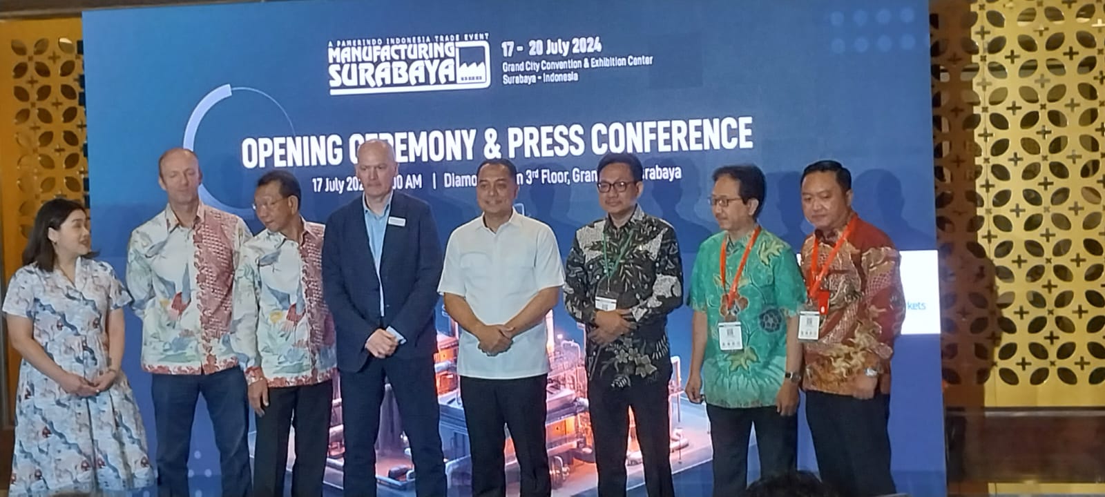 Di Hadapan Perwakilan Peserta Pameran Manufacturing, Wali Kota Eri Janjikan Kenyaman Kota Surabaya