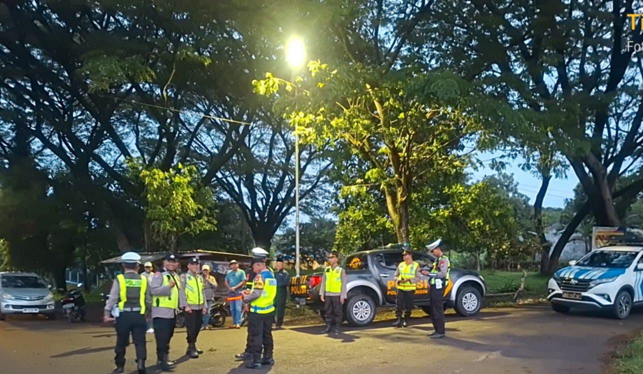 Jelang Subuh, Polres Ngawi Patroli Antisipasi Balap Liar dan Sound Horeg