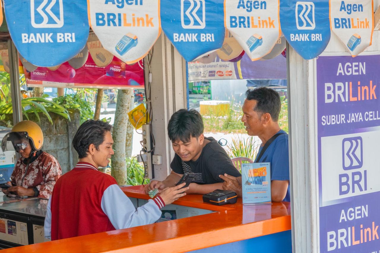 Mudik Tenang Transaksi Aman! Ada 1 Juta AgenBRILink, Transaksi Masyarakat Semakin Dekat dan Mudah