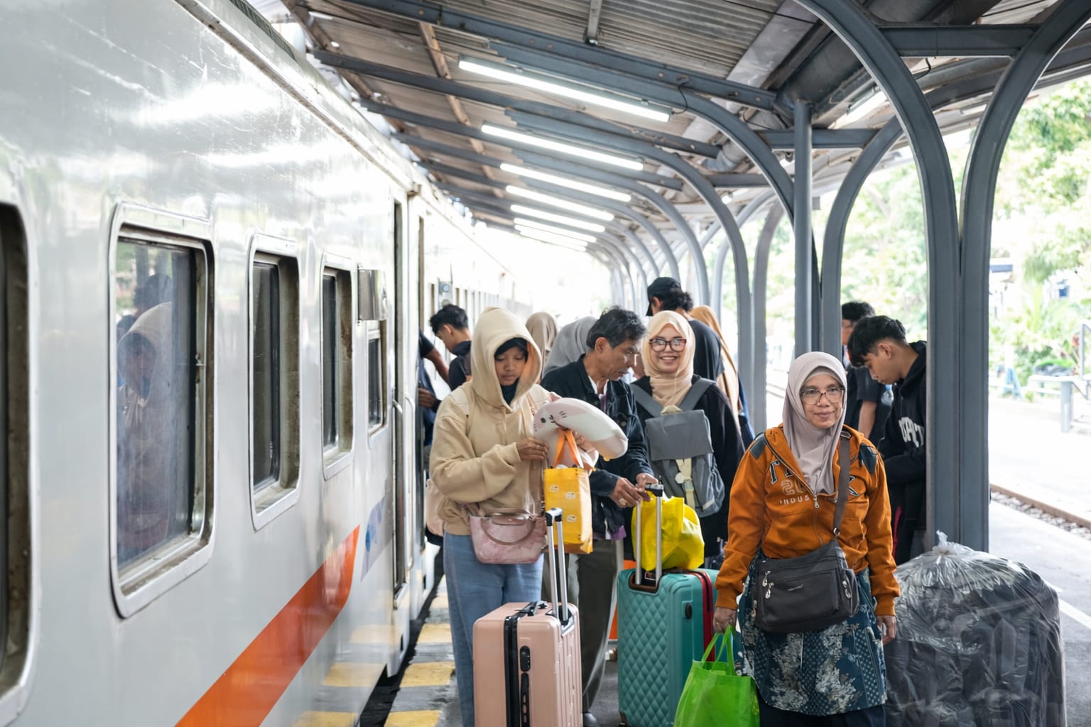 Puncak Arus Balik Daop 9 Jember, 362 Ribu Penumpang Padati Stasiun