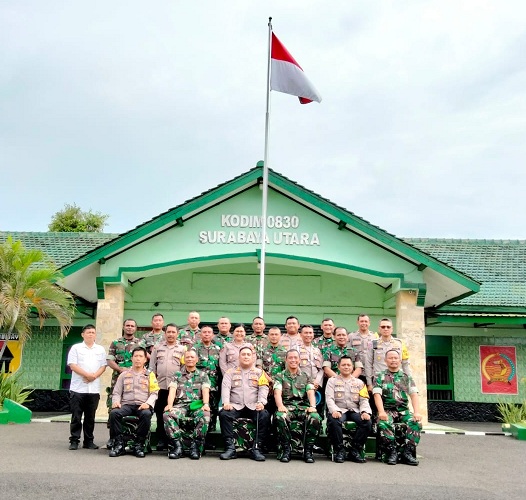 Sinergitas TNI-Polri, Kapolres Pelabuhan Tanjung Perak Silaturahmi ke Kodim 0830