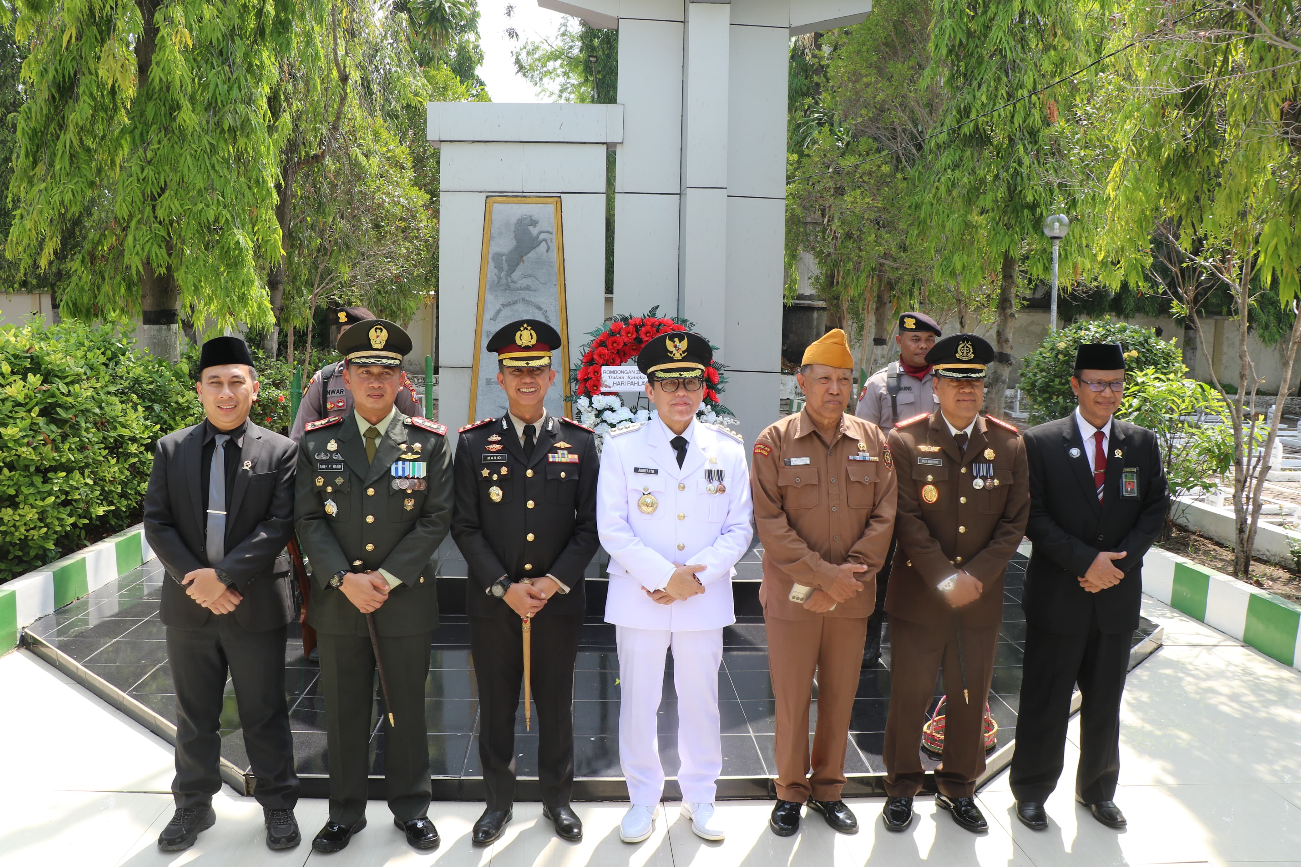 Pj Bupati Adriyanto  Sebut Semangat Hari Pahlawan Perkuat Pembangunan Bojonegoro