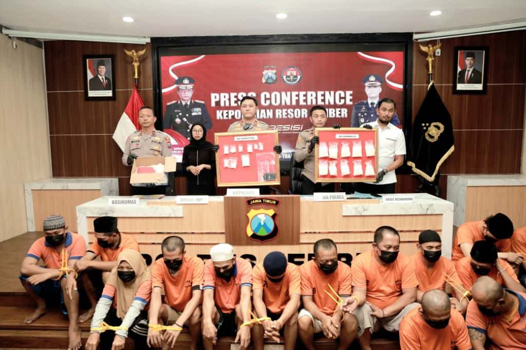 Polres Jember Bongkar Jaringan 'Ranjau' Narkoba, 12 Tersangka Dibekuk Termasuk 5 Residivis