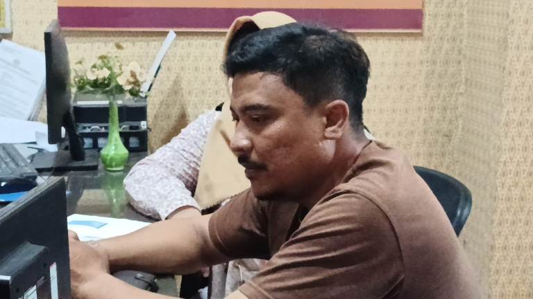 Diduga Cemburu, Buser Polres Probolinggo Aniaya Warga