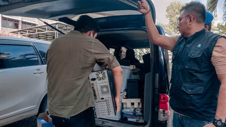 Kejari Ponorogo Geledah Kantor Dinsos Terkait Dugaan Korupsi Bansos