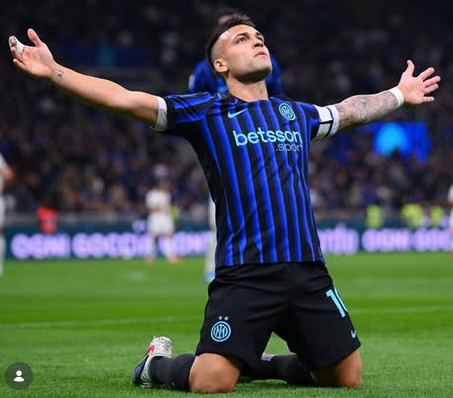 Lautaro Martínez Cetak Dua Gol, Inter Milan Hancurkan Roma 5-2 dan Kukuh di Puncak Serie A