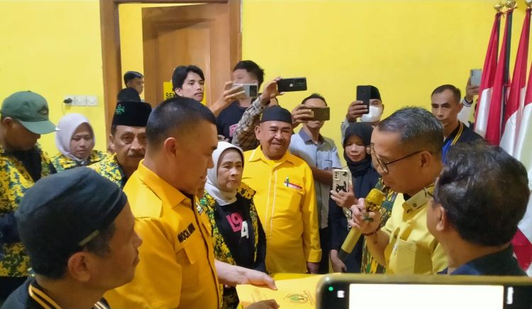 Tiga Bacalon Ketua Golkar Kota Malang Kembalikan Berkas Pendaftaran