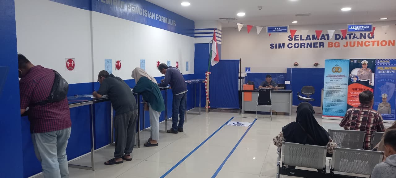 Sim Corner Satlantas Polrestabes Surabaya, Wujud Layanan Efisien Bagi Masyarakat