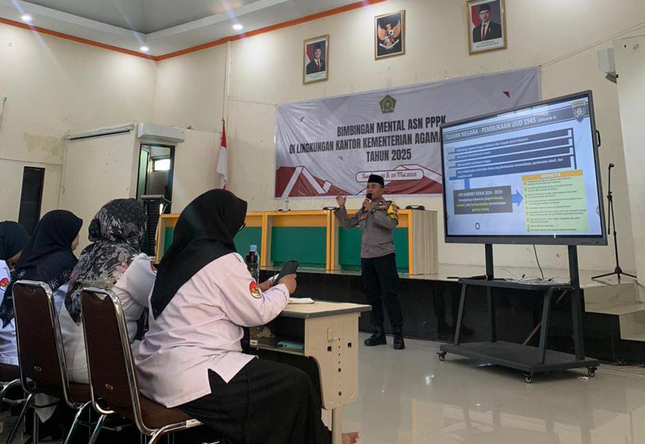 Polsek Rungkut Bekali Calon P3K Kemenag dengan Wawasan Kebangsaan dan Mental Pancasila