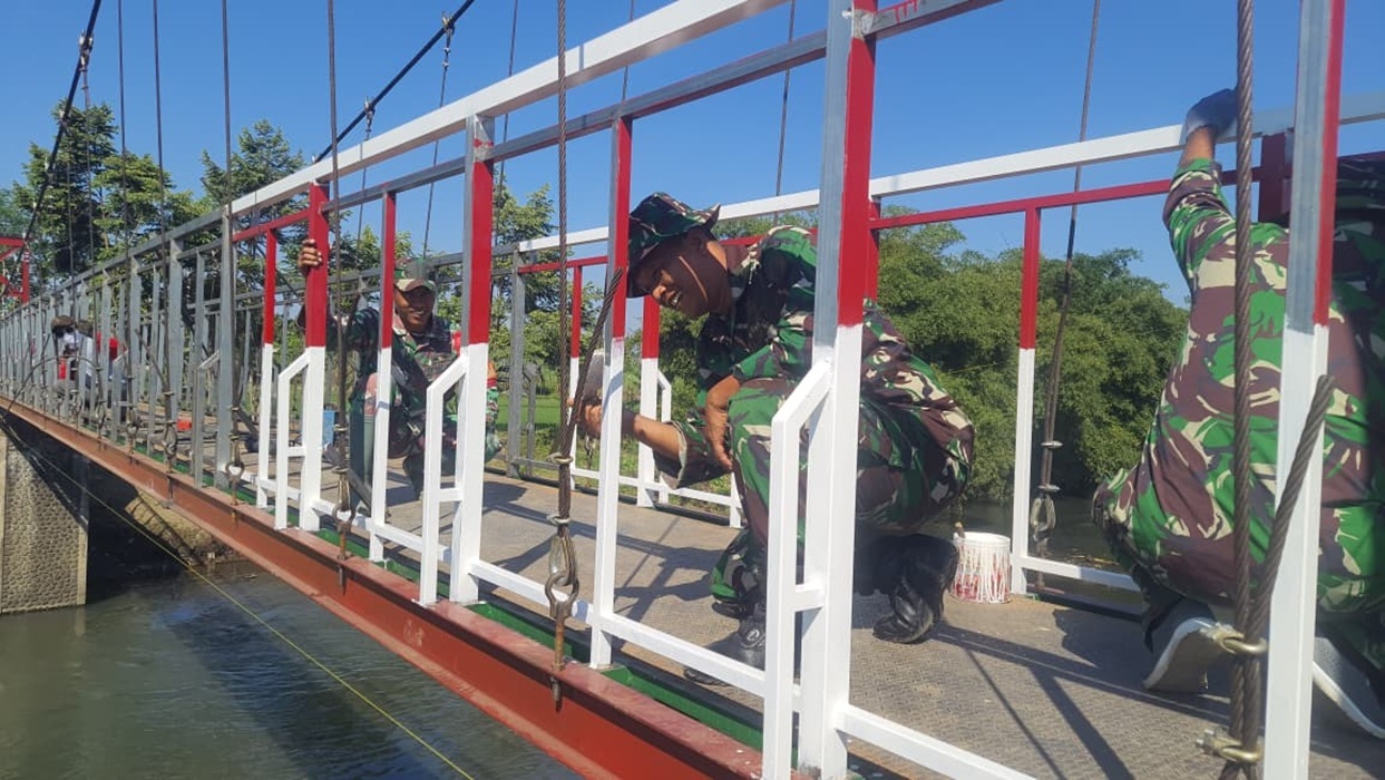 Jembatan Perintis Garuda di Pasrujambe Segera Rampung, Tinggal Penyetelan Seling dan Pengecatan
