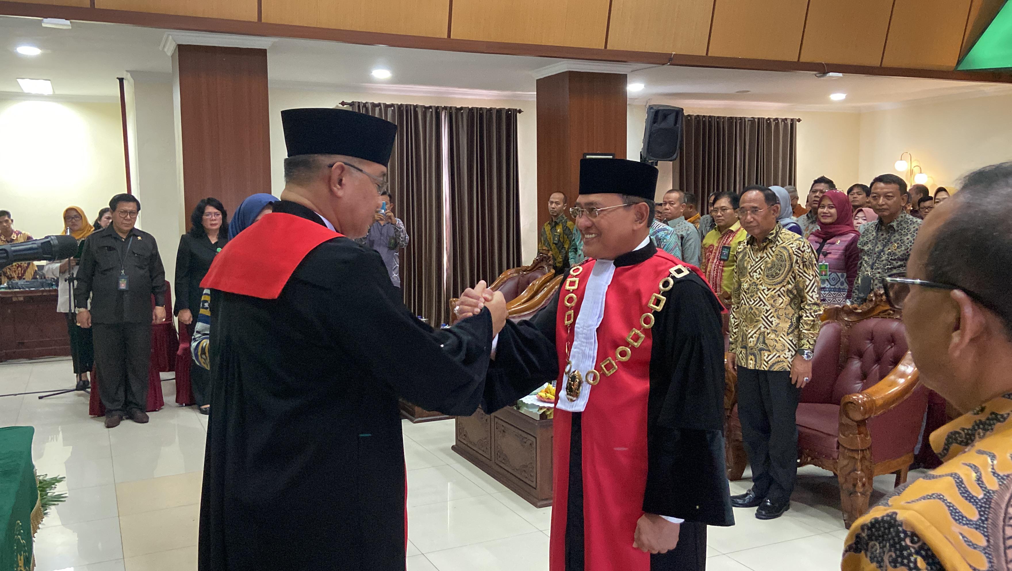 Mantan Ketua PN Banjarmasin Jabat Wakil Ketua PN Surabaya  Dukungan Ikhlas Berikan Terbaik kepada Masyarakat