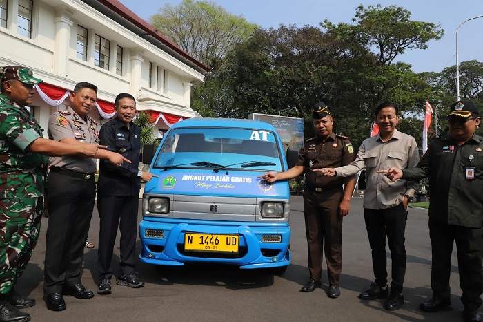  Pemkot Malang Luncurkan 66 Angkutan Pelajar Gratis, Dilengkapi GPS dan Standar Pelayanan