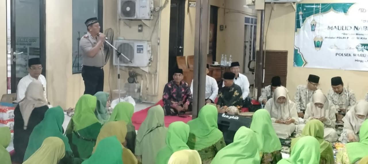 200 Jemaah Ikuti Pengajian Akbar di Mapolsek Waru