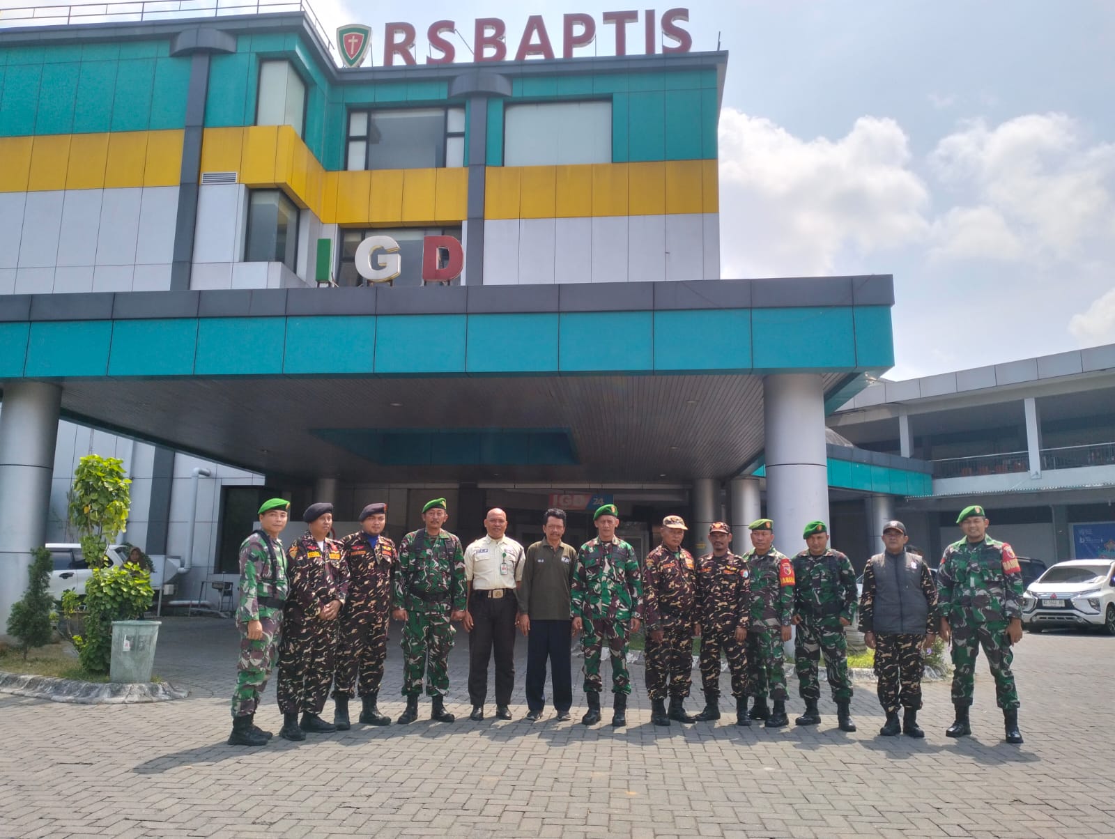 TNI dan Banser Patroli Bersama di Wilayah Pesantren Kota Kediri