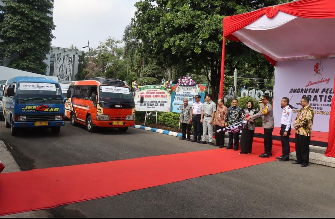 Angkutan Pelajar Gratis di Bojonegoro, Wakapolres Kompol Yoyok: Upaya Kurangi Risiko Kecelakaan dan Kemacetan